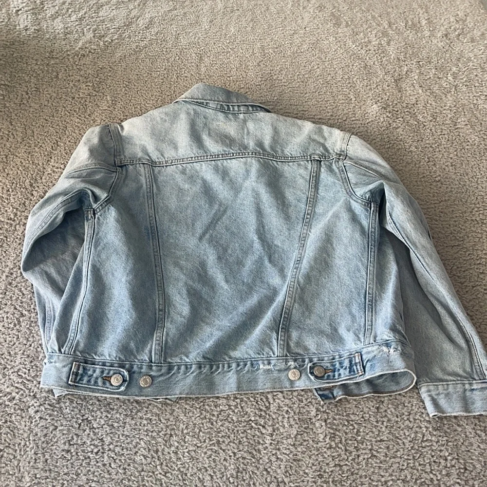 Levis Jacket Women XS Denim Blue Jean Coat Faded Light Wash size S
